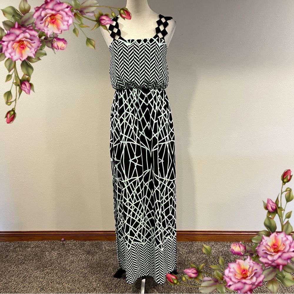 Sage Geometric Maxi Dress‎ with crochet straps.